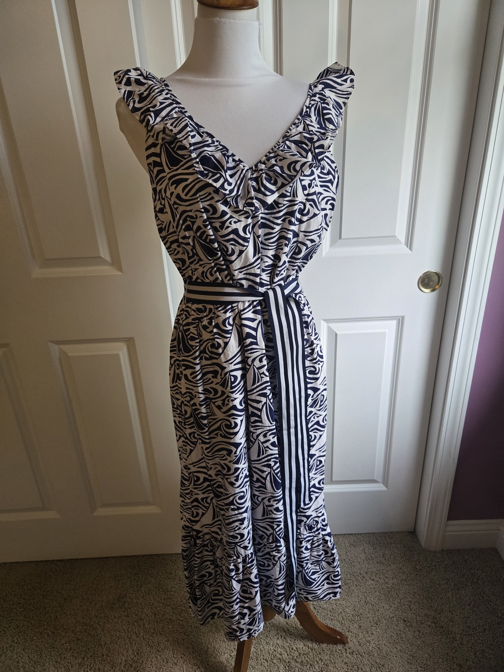 NWOT Sleeveless Navy & White Ruffle V-Neck Maxi Dress with Striped Tie Belt - XL